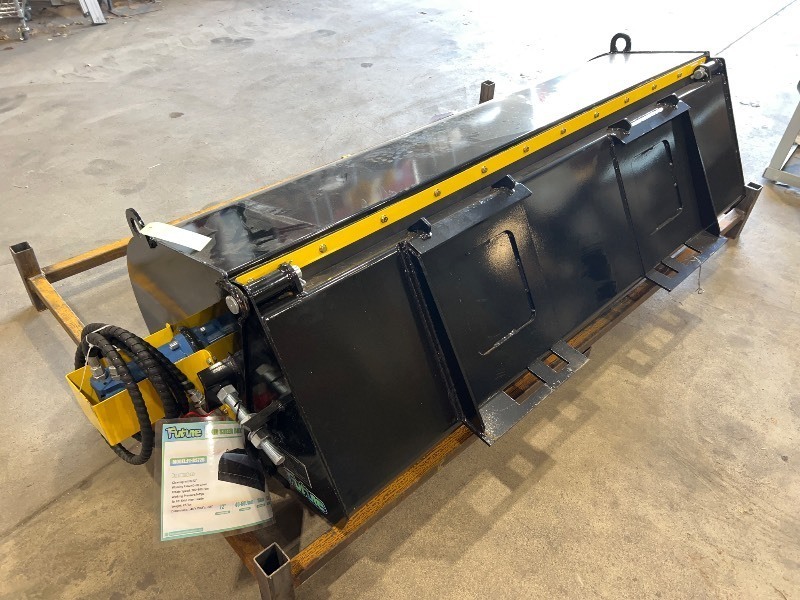 lot 4015 image: FUTURE Skid Steer Boxbroom Sweeper (FT-BS72B)