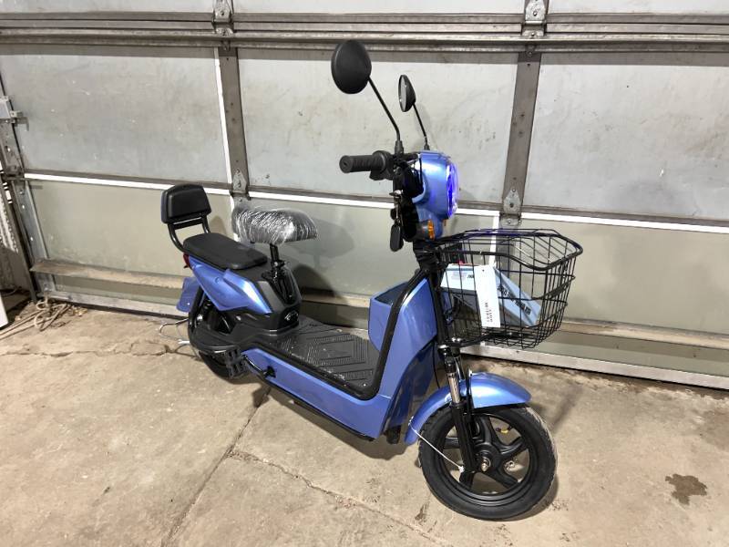 lot 3109 image: SDLANCH Electric Motorcycle (IREV) - Blue