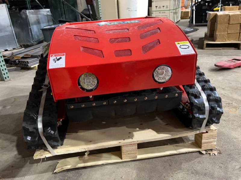 lot 3117 image: FUTURE Lawn Mower (FT750)