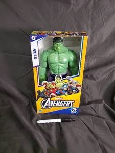 lot 16 image: Marvel Avengers Hulk Action Figure - In Box, Ages 4 & Up (Hasbro)