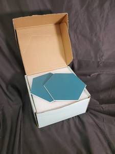 lot 51 image: Premium Peel & Stick Wall Tiles - Succulent Hexagon, 30 Tiles