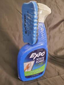 lot 85 image: Expo White Board Care Cleaning Spray 22 fl oz (650 mL)