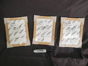 lot 111 image: Oak Wood 5x7 Picture Frame Set with Plexiglass - Natural Oak (3 Frames) Wall & Tabletop Display