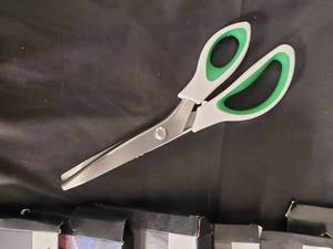 lot 156 image: Kitchen Scissors with Serrated Blade - Stainless Steel, Green Handles