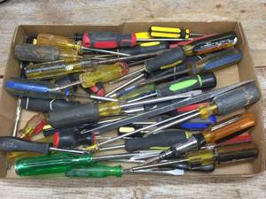 lot 313 image: Variety Group PhilipsFlat Screwdrivers