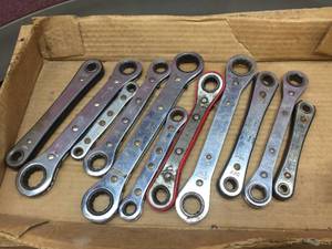 lot 316 image: Group SAE Ratcheting Wrenches - Including Craftsman