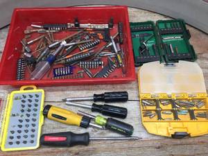 lot 345 image: Variety Group Bits  Drivers