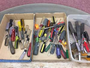 lot 392 image: Group Screwdrivers - Nut Drivers - Torx