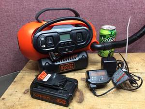lot 134 image: BLACK  DECKER - BDINF20 Type 1 20V CordlessCorded Inflator