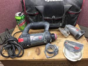 lot 139 image: BOSCH - ROTO ZIP RZ5 with Roto Zip Mate ZM2