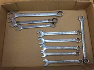 lot 208 image: STANLEY SAE  Metric Combination Wrenches