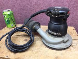 lot 219 image: PORTER CABLE 335 - 6 Random Orbit Sander