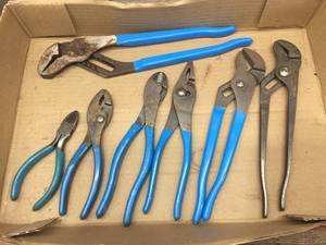 lot 236 image: 7 CHANNEL LOCK PliersCutters - Including Nifty Old #420
