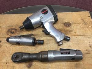 lot 242 image: MASTER CRAFT 12 Impact - CP 38 Ratchet - Mini Die Grinder