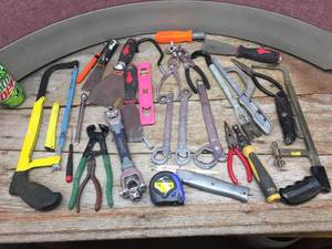 lot 246 image: Group Classic Hand ToolsCarpenters Tools