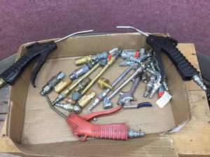 lot 248 image: Variety Air Tool Accessories