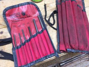 lot 262 image: MATCO TOOLS SPRP6K SAE 6 Pc Roll Pin Punch Set - Plus Chisel  Punch