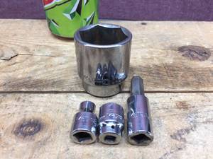 lot 266 image: MATCO Tools - Sockets