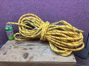 lot 283 image: 100 Ft x 12 Braided Rope
