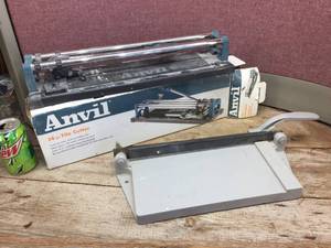 lot 290 image: (2) Cutter Tools Including ANVIL 14 - Nice