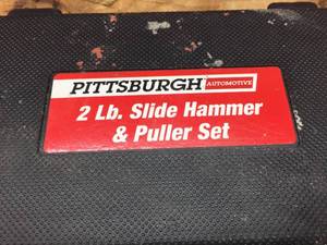 lot 305 image: Pittsburgh 2 Lb Slide Hammer  Puller Set