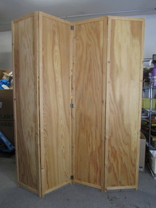 lot 42 image: Room Divider