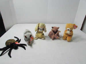 lot 59 image: Vintage Beanie Babies
