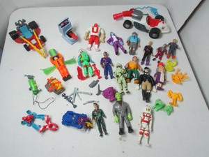 lot 71 image: Vintage Ghost Busters Figures