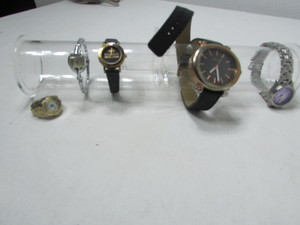 lot 25 image: Vintage Womens Wrist Watches