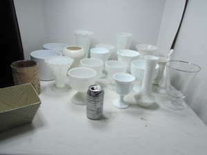lot 122 image: White Glass Vases and Planters