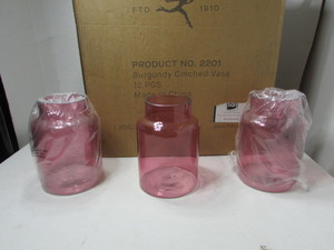 lot 132 image: FTD Cinched Floral Vases