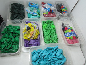 lot 147 image: Balloons