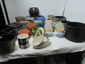 lot 167 image: Floral Planters