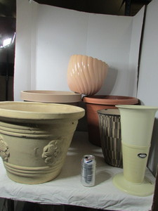 lot 170 image: Flower Pots