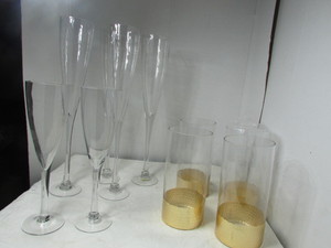 lot 179 image: Candle Vases Centerpieces