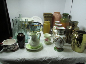 lot 184 image: Floral Vases