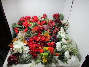 lot 195 image: Artificial Floral Arrangements