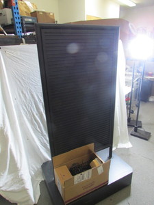 lot 218 image: Display Rack on Wheels