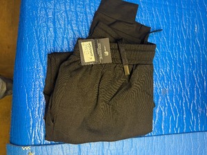 lot 69 image: Womans Large -BC Series Fleece Jogger Sweatpants Black
