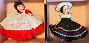 lot 42 image: Set of 2 Madame Alexander Dolls in Traditional Mexican Attire with Original Boxes
