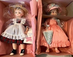 lot 29 image: Set of 2 Madame Alexander Collector Dolls with Original Boxes - Lucinda and McGuffey Ana