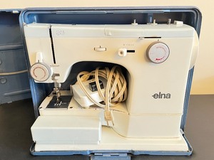 lot 57 image: Elna SU Vintage Electronic Sewing Machine with Foot Pedal and Case