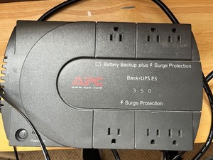 lot 304 image: APC Back-UPS ES 350 Battery Backup and Surge Protector