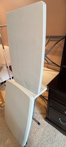 lot 319 image: Set of 3 Small Adjustable Plastic Folding Tables with Metal Legs