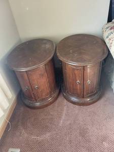 lot 174 image: Pair of Vintage Oval Wooden End Tables with Storage