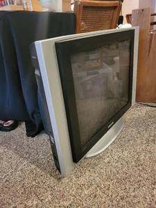 lot 271 image: Samsung SlimFit CRT TV TXS2783XXAA with Dolby Digital