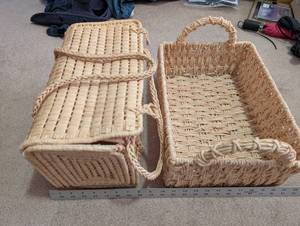 lot 66 image: Set of 2 Woven Storage Baskets with Handles and Lid