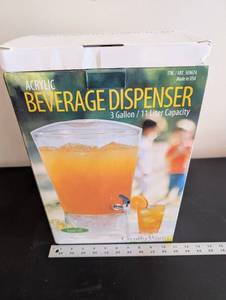 lot 217 image: Acrylic 3 Gallon Beverage Dispenser in Box