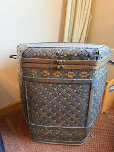 lot 182 image: Vintage Hexagonal Woven Hamper - Blue-Gray Rattan with Metal Banding