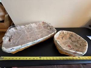 lot 184 image: Longaberger Baskets - Handwoven Floral Lined with Plastic Inserts Dresden, Ohio USA (Lot of 2)